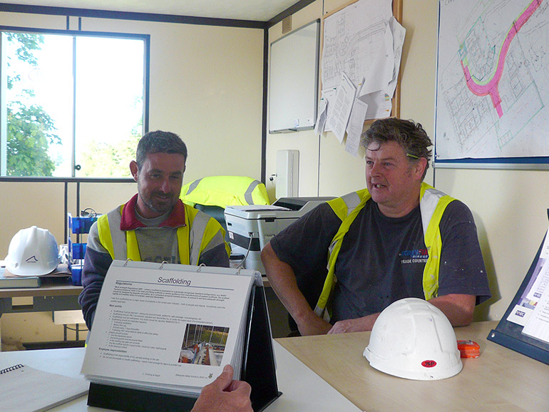 Our toolbox talks presenter folder is an effective way of providing safety sites or toolbox talks on site as easily portable and cost effective to buy